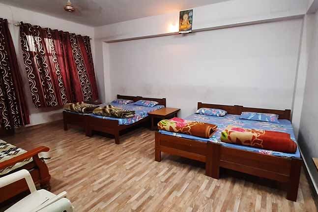 pushkar-gautam-ashram-bed-room-image-01